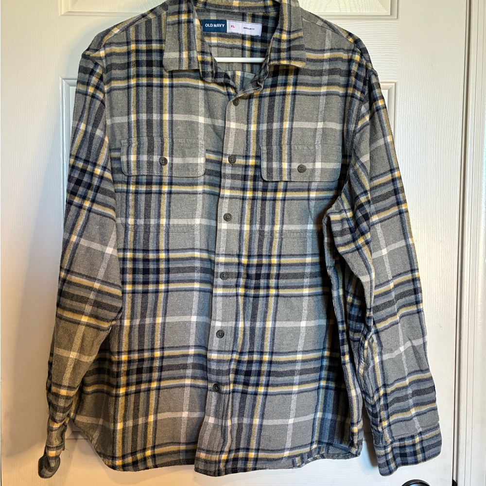 Old Navy Men's Blue and Gray Plaid Shirt Jacket
